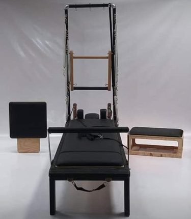 https://www.gymsolutions.com.co/wp-content/uploads/2021/07/half-reformer-metalica-premium-375x430.jpeg