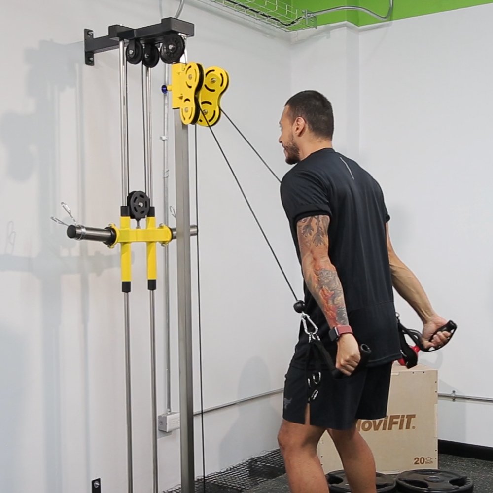 Máquina de gimnasio - estación de poleas con 115 kg